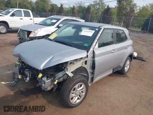 2021 Hyundai Venue SE с VIN KMHRB8A3XMU081897, выставлен на аукционе IAAI как лот 43142951 с пробегом 36 594 миль миль и . История ставок и продаж доступна на DreamBid. Изображение 18.