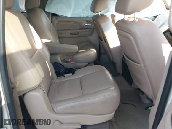 2012 Cadillac Escalade ESV Luxury с VIN 1GYS3HEF2CR123885, выставлен на аукционе IAAI как лот 41942577 с пробегом 181 166 миль миль и . История ставок и продаж доступна на DreamBid. Изображение 8.