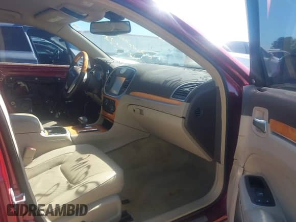 2014 Chrysler 300 C with VIN 2C3CCAEG7EH278319, listed as a IAAI auction lot 42500700 with 184,069 mi miles and . Bid and sale history available at DreamBid. Image 5.