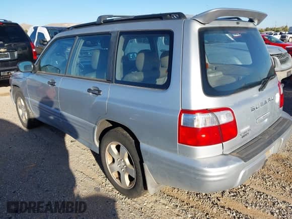 2002 Subaru Forester S with VIN JF1SF65622H751229, listed as a IAAI auction lot 43487289 with 182,999 mi miles and . Bid and sale history available at DreamBid. Image 3.