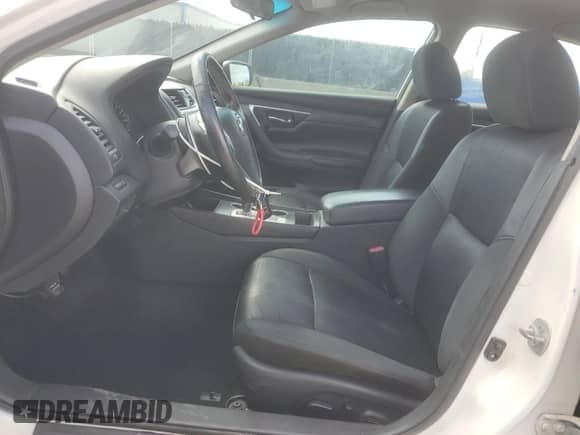 2016 Nissan Altima SR with VIN 1N4AL3AP2GC265512, listed as a Copart auction lot 84906895 with 196,243 mi miles and Salvage title. Bid and sale history available at DreamBid. Image 7.