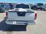 2019 Nissan Frontier SV z VIN 1N6BD0CT5KN745929, wystawiony jako IAAI lot #43555510 z przebiegiem 103 212 mil mil oraz . Historia ofert i sprzedaży dostępna na DreamBid. Obrazek 16.