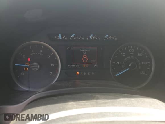 2018 Ford F-150 XL с VIN 1FTEW1EG7JFB67874, выставлен на аукционе Copart как лот 70876505 с пробегом 142 981 миль миль и Списание • Salvage title. История ставок и продаж доступна на DreamBid. Изображение 9.