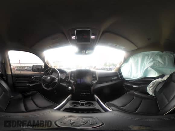 2021 Ram 1500 Laramie z VIN 1C6SRFJT1MN774221, wystawiony jako IAAI lot #42505708 z przebiegiem 48 645 mil mil oraz . Historia ofert i sprzedaży dostępna na DreamBid. Obrazek 18.