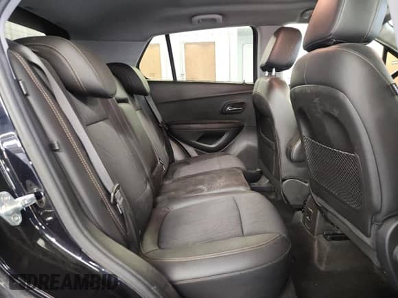 2022 Chevrolet Trax LT with VIN KL7CJPSM3NB534279, listed as a Copart auction lot 85583415 with 67,270 mi miles and Clean title. Bid and sale history available at DreamBid. Image 11.