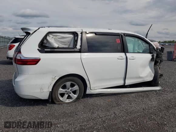 2017 Toyota Sienna LE Auto Access Seat z VIN 5TDKZ3DC7HS817169, wystawiony jako Copart lot #68869085 z przebiegiem Nie podano mil oraz Nie do naprawy • Non repairable. Historia ofert i sprzedaży dostępna na DreamBid. Obrazek 3.