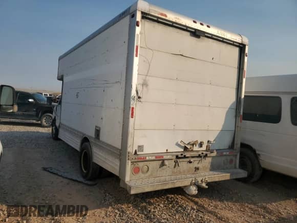2006 Ford Econoline Cargo с VIN 1FDXE45S46HA85013, выставлен на аукционе Copart как лот 66963315 с пробегом 239 871 миль миль и Чистый • Clean title. История ставок и продаж доступна на DreamBid. Изображение 2.