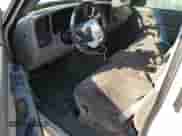 1999 GMC Sierra 1500 SLE с VIN 1GTEC14V4XZ504811, выставлен на аукционе Copart как лот 72525404 с пробегом 179 011 миль миль и Списание • Salvage title. История ставок и продаж доступна на DreamBid. Изображение 8.