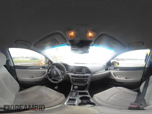 2015 Hyundai Sonata Sport с VIN 5NPE34AF0FH111828, выставлен на аукционе IAAI как лот 43417511 с пробегом 157 809 миль миль и . История ставок и продаж доступна на DreamBid. Изображение 20.