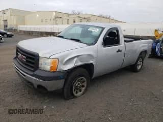 2011 GMC Sierra 1500 Work Truck z VIN 1GTN2TE07BZ179744, wystawiony jako Copart lot #81224424 z przebiegiem 127 155 mil mil oraz Szkoda całkowita • Salvage title. Historia ofert i sprzedaży dostępna na DreamBid. Obrazek 1.