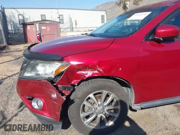 2015 Nissan Pathfinder SV с VIN 5N1AR2MN5FC684428, выставлен на аукционе IAAI как лот 41642256 с пробегом 107 546 миль миль и . История ставок и продаж доступна на DreamBid. Изображение 6.