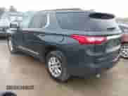 2019 Chevrolet Traverse LT Cloth z VIN 1GNEVGKW1KJ236386, wystawiony jako IAAI lot #42307729 z przebiegiem 127 675 mil mil oraz . Historia ofert i sprzedaży dostępna na DreamBid. Obrazek 3.