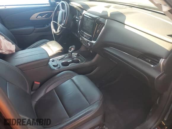 2021 Chevrolet Traverse LT with VIN 1GNEVHKW8MJ256093, listed as a Copart auction lot 70824565 with 50,721 mi miles and Salvage title. Bid and sale history available at DreamBid. Image 7.