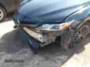 2019 Toyota Camry SE z VIN 4T1B11HK3KU236067, wystawiony jako IAAI lot #42673320 z przebiegiem 130 917 mil mil oraz . Historia ofert i sprzedaży dostępna na DreamBid. Obrazek 6.