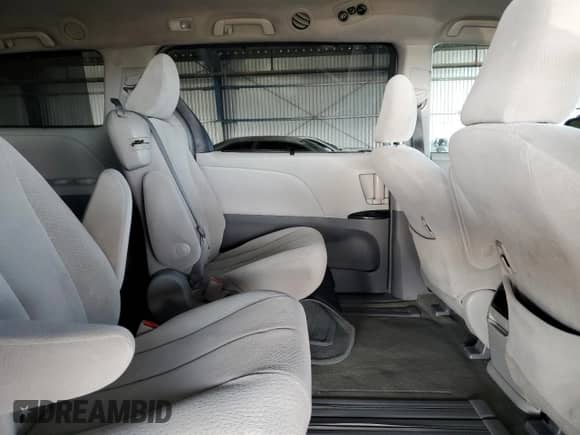 2011 Toyota Sienna LE AAS with VIN 5TDKK3DCXBS151288, listed as a Copart auction lot 81023415 with 138,478 mi miles and Salvage title. Bid and sale history available at DreamBid. Image 11.