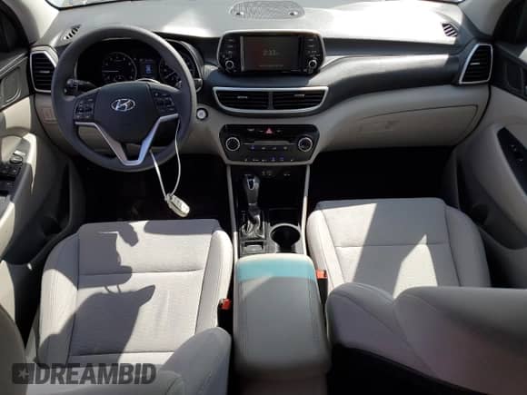 2021 Hyundai Tucson Value с VIN KM8J33A47MU298586, выставлен на аукционе Copart как лот 70933905 с пробегом 44 996 миль миль и Списание • Salvage title. История ставок и продаж доступна на DreamBid. Изображение 8.