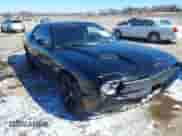 2015 Dodge Challenger SXT с VIN 2C3CDZAG3FH739860, выставлен на аукционе IAAI как лот 41633204 с пробегом 87 442 миль миль и . История ставок и продаж доступна на DreamBid. Изображение 1.