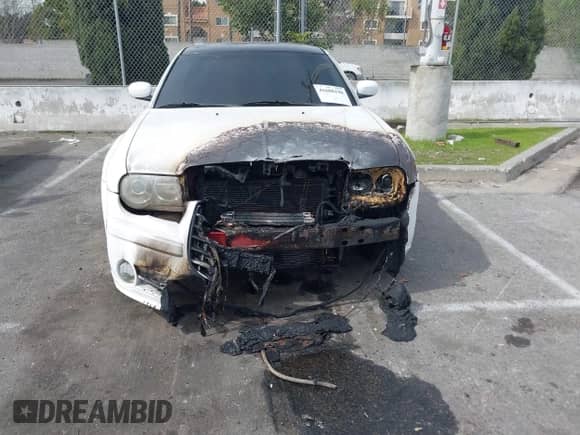 2007 Chrysler 300 C SRT-8 with VIN 2C3LA73W17H659735, listed as a IAAI auction lot 41688198 with 132,785 mi miles and . Bid and sale history available at DreamBid. Image 12.