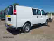 2018 Chevrolet Express Cargo с VIN 1GCWGAFP8J1201334, выставлен на аукционе IAAI как лот 43093862 с пробегом 155 446 миль миль и . История ставок и продаж доступна на DreamBid. Изображение 4.