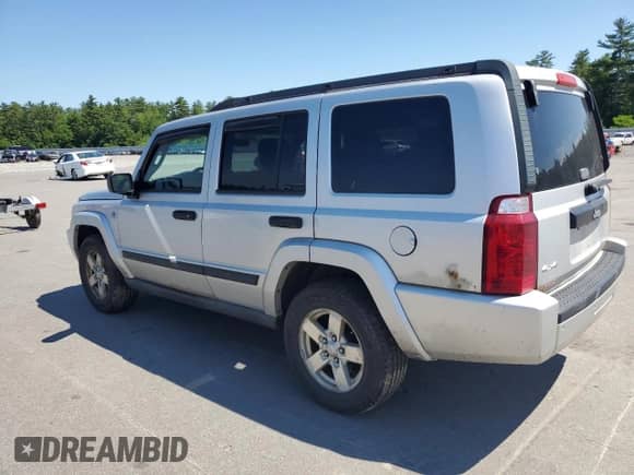 2006 Jeep Commander with VIN 1J8HG48N36C127301, listed as a Copart auction lot 62292525 with 225,300 mi miles and Salvage title. Bid and sale history available at DreamBid. Image 2.