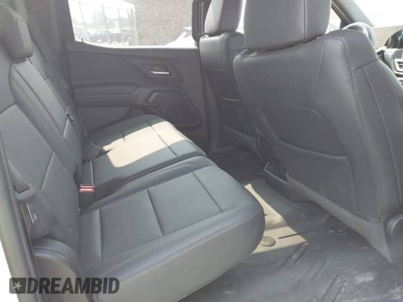 2024 Chevrolet Silverado EV Work Truck с VIN 1GC10VEL9RU203737, выставлен на аукционе IAAI как лот 42887622 с пробегом Не указан миль и . История ставок и продаж доступна на DreamBid. Изображение 8.