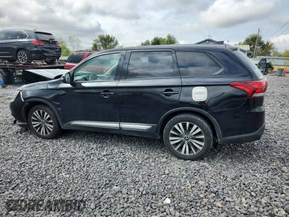 2020 Mitsubishi Outlander SE с VIN JA4AD3A37LZ005287, выставлен на аукционе Copart как лот 84009995 с пробегом 143 629 миль миль и Списание • Salvage title. История ставок и продаж доступна на DreamBid. Изображение 2.