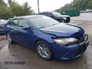 2015 Toyota Camry SE z VIN 4T1BF1FK9FU979987, wystawiony jako IAAI lot #43146928 z przebiegiem 186 676 mil mil oraz . Historia ofert i sprzedaży dostępna na DreamBid. Obrazek 1.