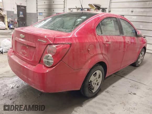 2014 Chevrolet Sonic LS с VIN 1G1JA5SG4E4156155, выставлен на аукционе IAAI как лот 41913017 с пробегом 62 502 миль миль и . История ставок и продаж доступна на DreamBid. Изображение 4.