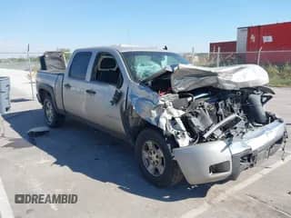 2007 Chevrolet Silverado 1500 1LT with VIN 2GCEK13M571575343, listed as a IAAI auction lot 43333985 with 253,518 mi miles and . Bid and sale history available at DreamBid. Image 1.