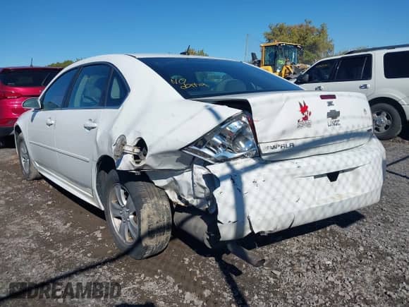 2014 Chevrolet Impala LS with VIN 2G1WA5E35E1181270, listed as a IAAI auction lot 43396640 with 114,000 mi miles and . Bid and sale history available at DreamBid. Image 6.