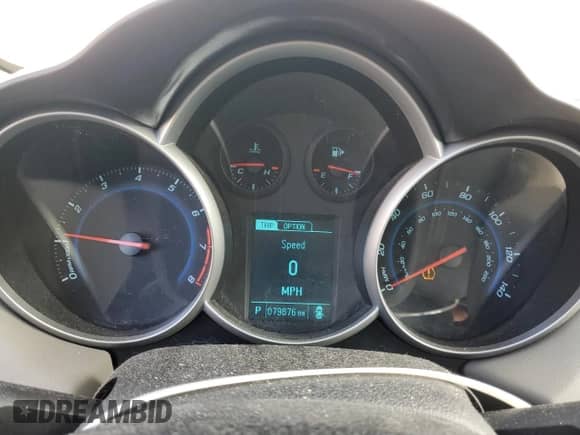 2013 Chevrolet Cruze LS z VIN 1G1PA5SH8D7320085, wystawiony jako Copart lot #82117795 z przebiegiem 79 876 mil mil oraz Szkoda całkowita • Salvage title. Historia ofert i sprzedaży dostępna na DreamBid. Obrazek 9.