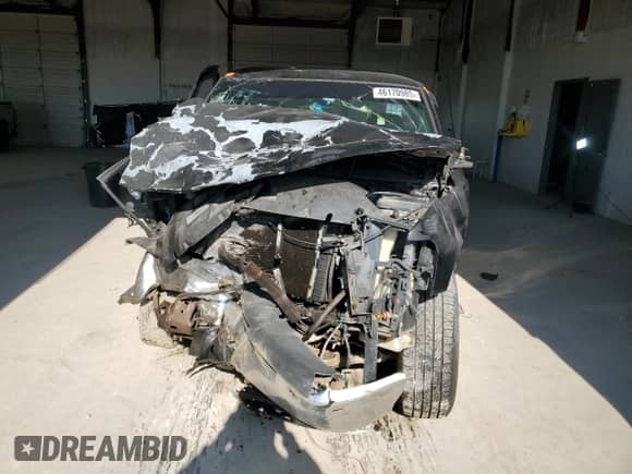 2002 Chevrolet Silverado 1500 с VIN 1GCEC14VX2Z101084, выставлен на аукционе Copart как лот 46170985 с пробегом Не указан миль и На запчасти • Non repairable. История ставок и продаж доступна на DreamBid. Изображение 5.