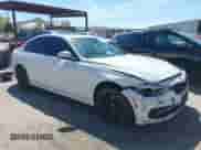 2017 BMW 3 Series 330i z VIN WBA8B9G5XHNU50785, wystawiony jako IAAI lot #43127046 z przebiegiem 108 476 mil mil oraz . Historia ofert i sprzedaży dostępna na DreamBid. Obrazek 1.