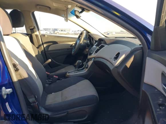 2012 Chevrolet Cruze LS с VIN 1G1PC5SH1C7309468, выставлен на аукционе IAAI как лот 43356916 с пробегом 145 405 миль миль и . История ставок и продаж доступна на DreamBid. Изображение 5.