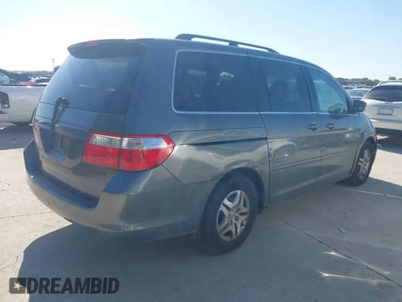 2007 Honda Odyssey EX-L z VIN 5FNRL38787B080046, wystawiony jako IAAI lot #42240227 z przebiegiem 138 073 mil mil oraz . Historia ofert i sprzedaży dostępna na DreamBid. Obrazek 4.