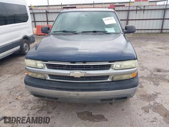 2004 Chevrolet Suburban LS with VIN 3GNEC16Z54G306970, listed as a IAAI auction lot 42201550 with Not provided miles and . Bid and sale history available at DreamBid. Image 6.