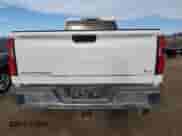 2020 Chevrolet Silverado 3500HD LT z VIN 1GC4YTEYXLF295765, wystawiony jako Copart lot #48064855 z przebiegiem 173 588 mil mil oraz Szkoda całkowita • Salvage title. Historia ofert i sprzedaży dostępna na DreamBid. Obrazek 6.