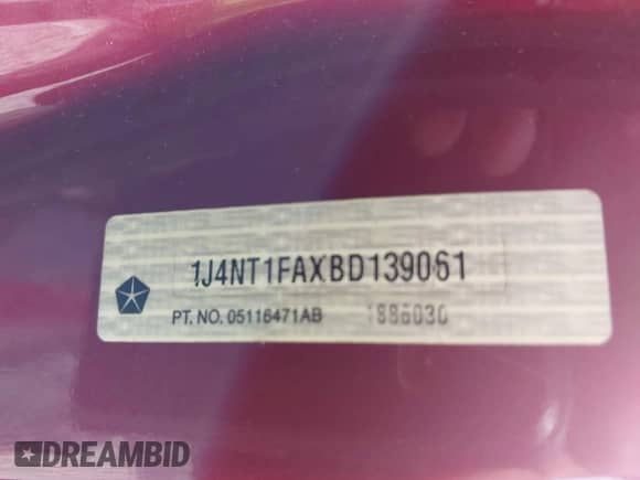 2011 Jeep Compass с VIN 1J4NT1FAXBD139061, выставлен на аукционе IAAI как лот 42938674 с пробегом 127 539 миль миль и . История ставок и продаж доступна на DreamBid. Изображение 9.