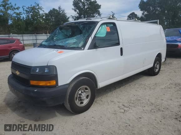 2019 Chevrolet Express Cargo с VIN 1GCWGBFP8K1141305, выставлен на аукционе Copart как лот 80746775 с пробегом 106 990 миль миль и Списание • Salvage title. История ставок и продаж доступна на DreamBid. Изображение 1.
