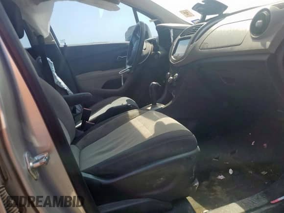 2016 Chevrolet Trax LS с VIN KL7CJKSB5GB563772, выставлен на аукционе Copart как лот 64810995 с пробегом 168 377 миль миль и Списание • Salvage title. История ставок и продаж доступна на DreamBid. Изображение 7.