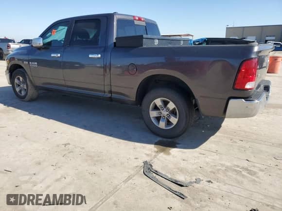 2020 Ram 1500 SLT z VIN 1C6RR6TTXLS102542, wystawiony jako Copart lot #46524885 z przebiegiem 102 283 mil mil oraz Szkoda całkowita • Salvage title. Historia ofert i sprzedaży dostępna na DreamBid. Obrazek 2.