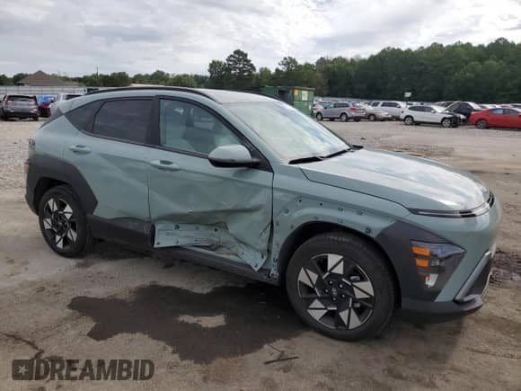 2024 Hyundai Kona SEL с VIN KM8HC3AB9RU039201, выставлен на аукционе Copart как лот 57255074 с пробегом 7 081 миль миль и Списание • Salvage title. История ставок и продаж доступна на DreamBid. Изображение 4.