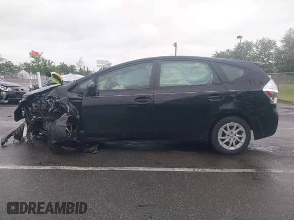 2013 Toyota Prius Two z VIN JTDZN3EU7D3269087, wystawiony jako IAAI lot #42320472 z przebiegiem 207 545 mil mil oraz . Historia ofert i sprzedaży dostępna na DreamBid. Obrazek 13.