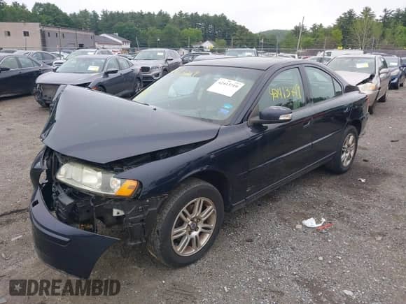 2008 Volvo S60 2.5T с VIN YV1RH592182700816, выставлен на аукционе IAAI как лот 42413719 с пробегом Не указан миль и . История ставок и продаж доступна на DreamBid. Изображение 17.