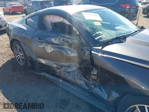 2017 Ford Mustang EcoBoost Premium с VIN 1FA6P8TH9H5205231, выставлен на аукционе IAAI как лот 43309440 с пробегом 113 890 миль миль и . История ставок и продаж доступна на DreamBid. Изображение 6.