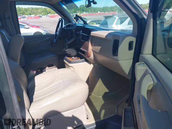 2003 Chevrolet Express Cargo YF7 Upfitter с VIN 1GBFG15T431233848, выставлен на аукционе IAAI как лот 42197685 с пробегом 130 986 миль миль и . История ставок и продаж доступна на DreamBid. Изображение 5.