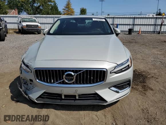 2020 Volvo S60 Inscription с VIN 7JRA22TL1LG038298, выставлен на аукционе Copart как лот 71352004 с пробегом 34 027 миль миль и Списание • Salvage title. История ставок и продаж доступна на DreamBid. Изображение 5.