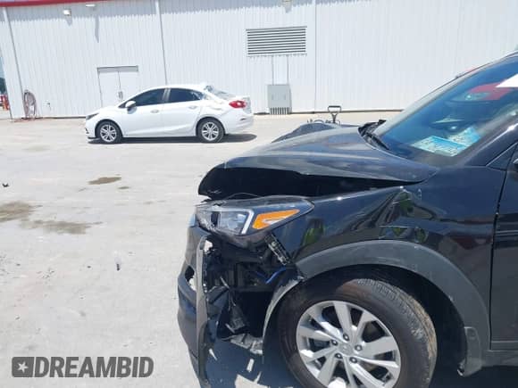 2021 Hyundai Tucson Value with VIN KM8J33A48MU353272, listed as a IAAI auction lot 42742120 with 84,507 mi miles and . Bid and sale history available at DreamBid. Image 6.