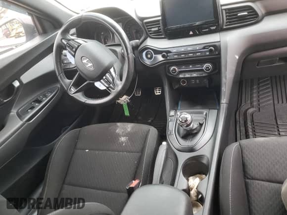 2019 Hyundai Veloster N z VIN KMHT36AHXKU002759, wystawiony jako Copart lot #71828823 z przebiegiem 30 778 mil mil oraz . Historia ofert i sprzedaży dostępna na DreamBid. Obrazek 8.