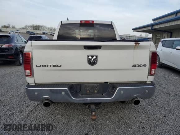 2015 Ram 1500 Laramie Limited z VIN 1C6RR7PT2FS540380, wystawiony jako Copart lot #53051145 z przebiegiem 162 072 mil mil oraz Szkoda całkowita • Salvage title. Historia ofert i sprzedaży dostępna na DreamBid. Obrazek 6.